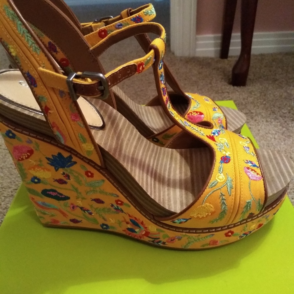 Orange floral wedges